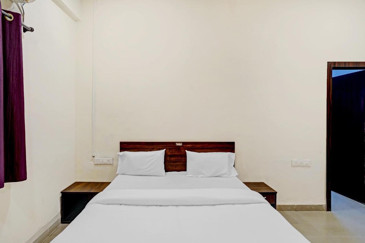 Amba Executive An Apartment Hotel Mundhwa ภายนอก รูปภาพ